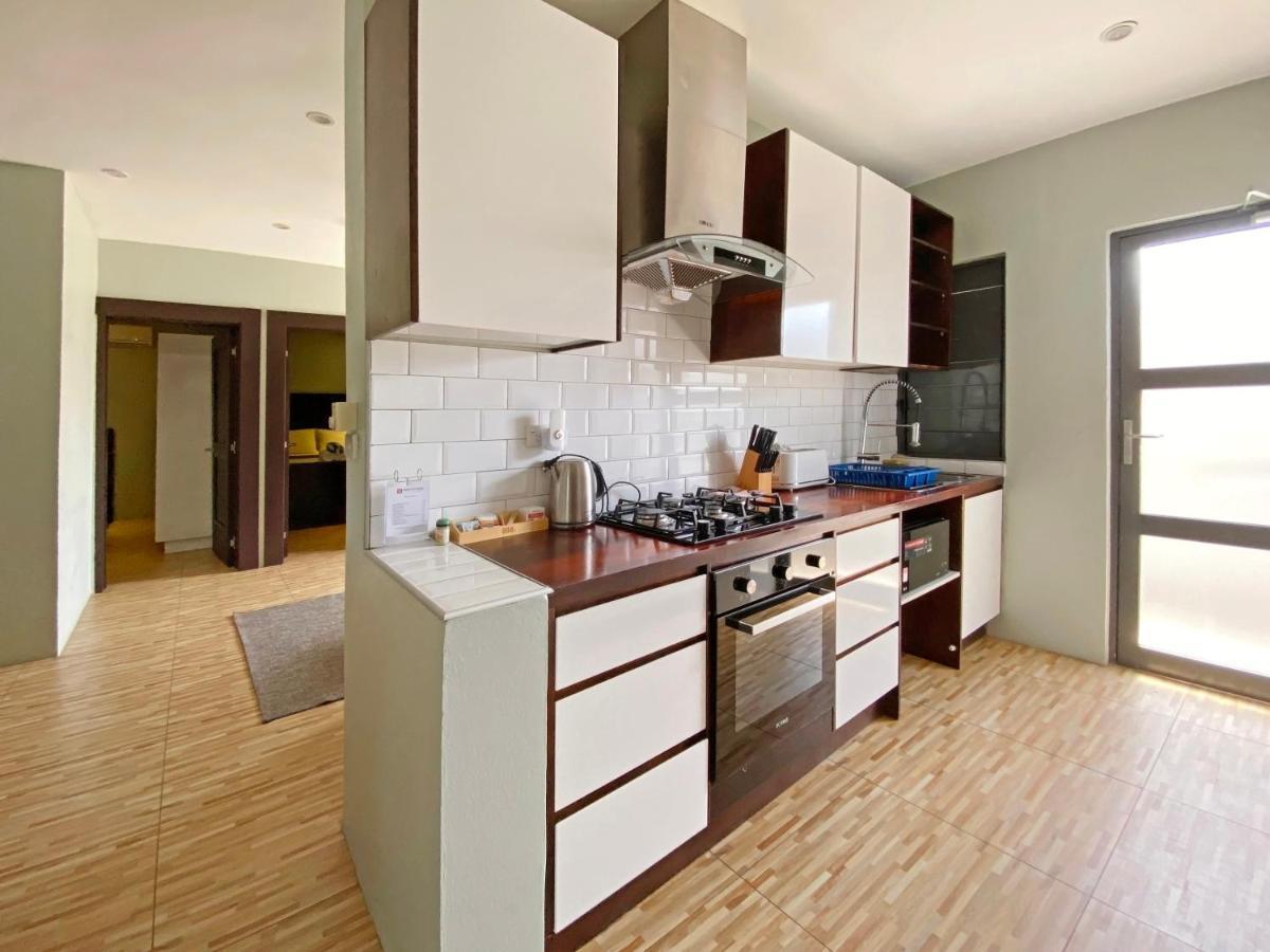 Greystone Apartments Нади Екстериор снимка
