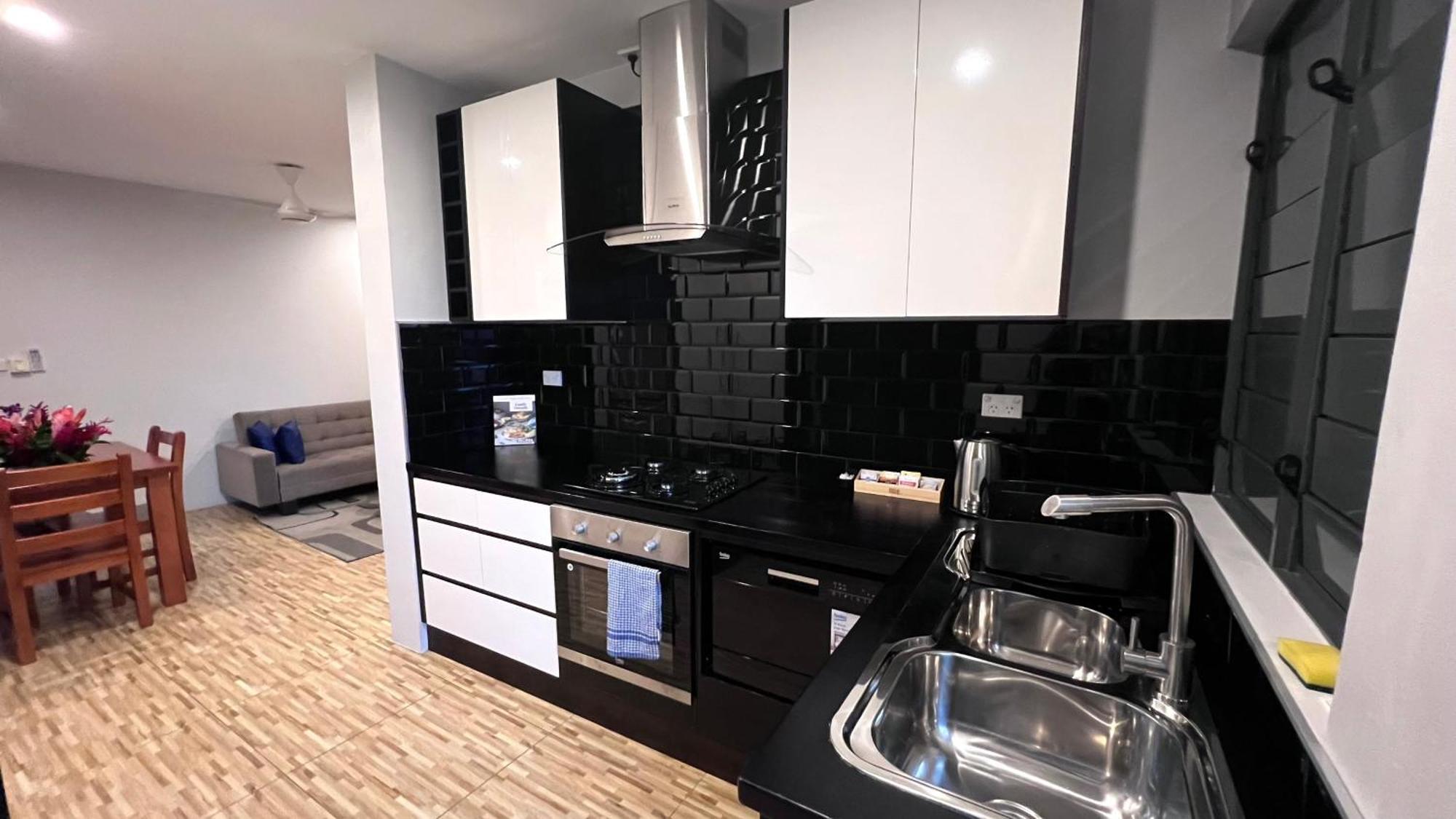 Greystone Apartments Нади Екстериор снимка